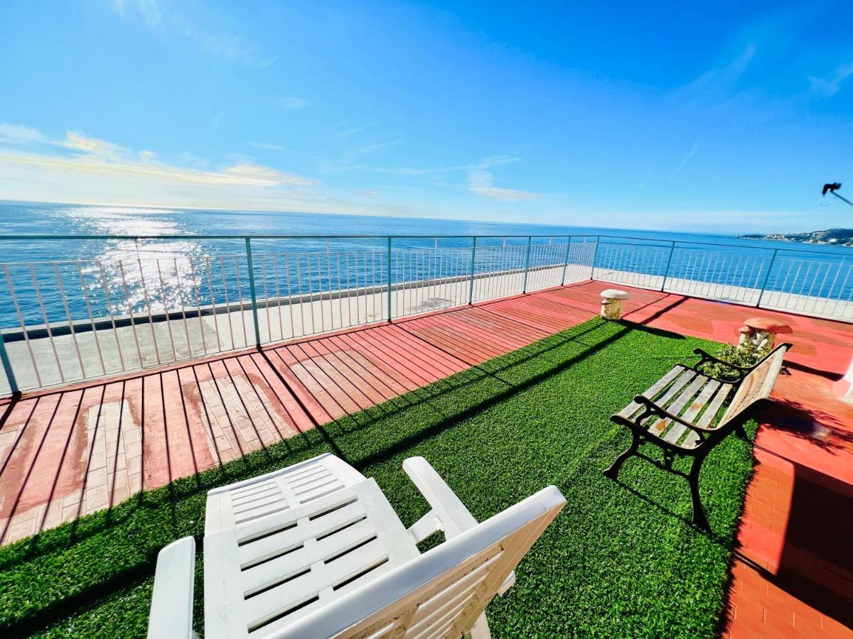 Suite Sunset 7 - Fronte Mare San Remo Kültér fotó