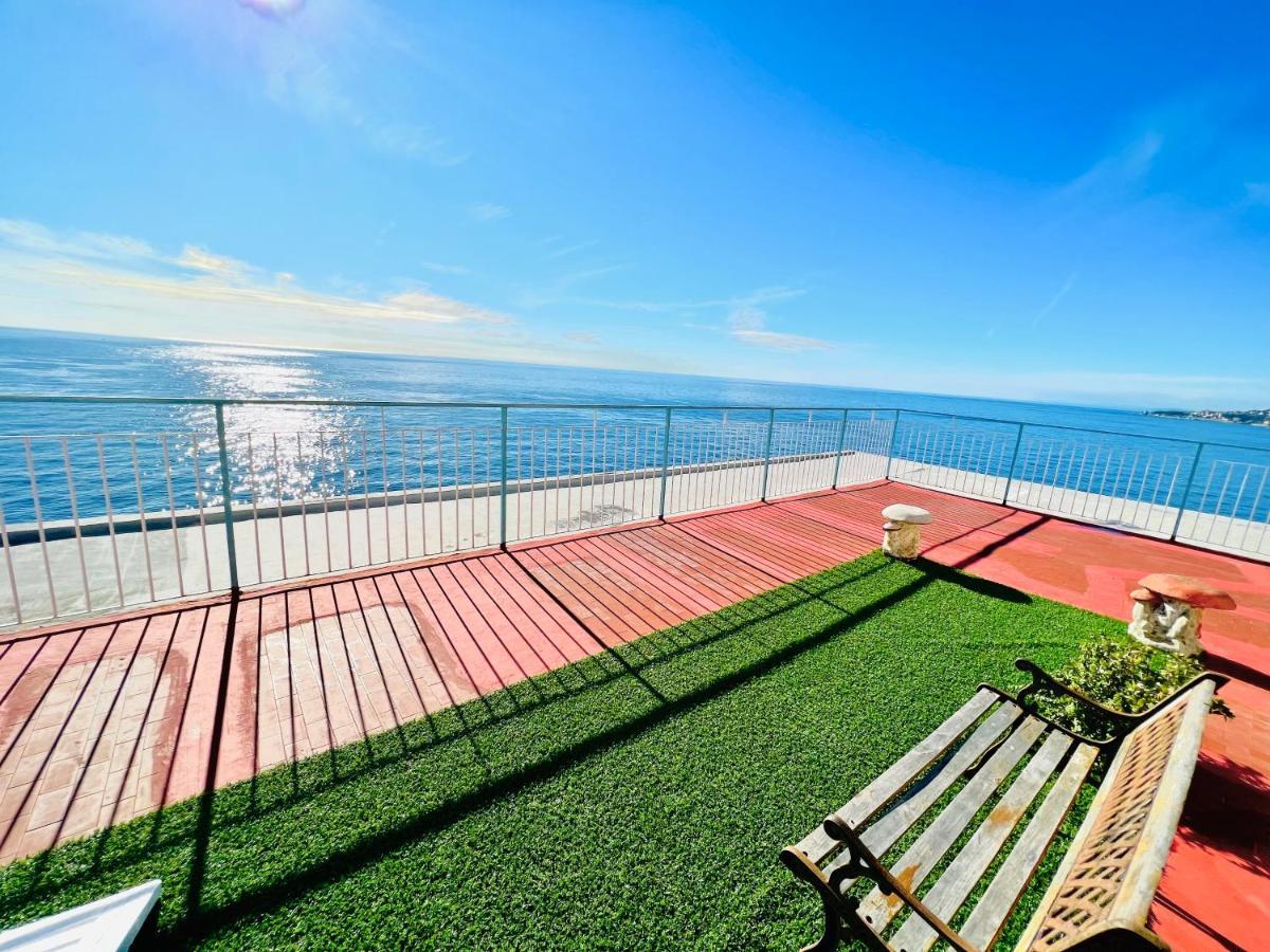 Suite Sunset 7 - Fronte Mare San Remo Kültér fotó